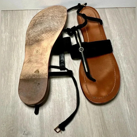 Tory Burch Cassia Women Sandals T Logo Flat Thong Ankle Strap Buckle Black 7.5 - Picture 4 of 6